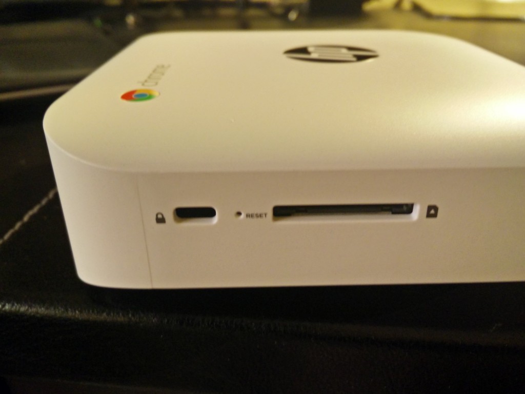 Chromebox, localizando el RESET